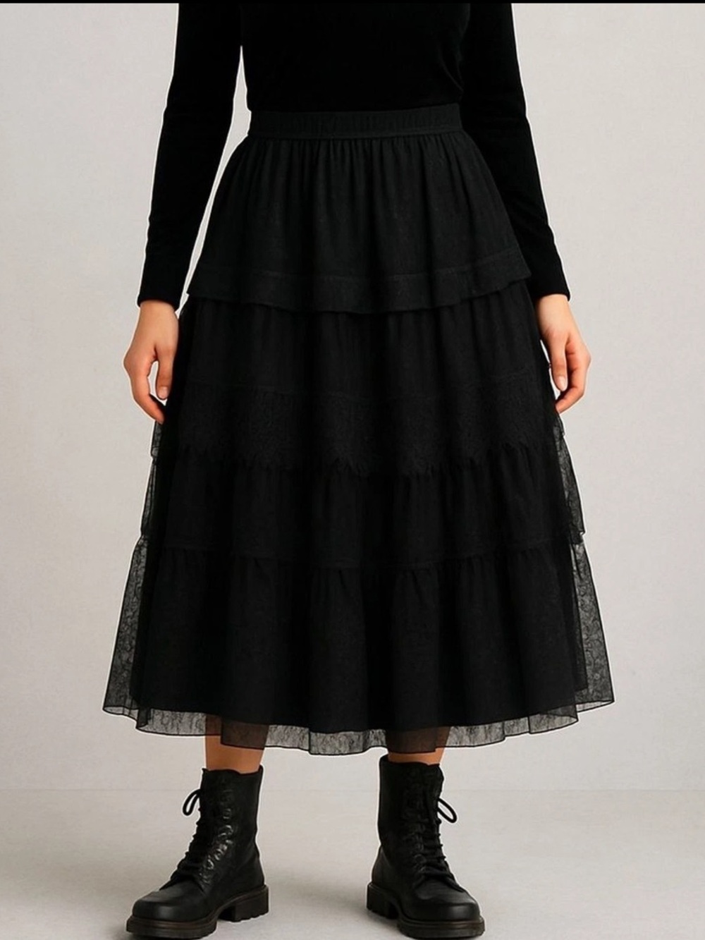 ARULA Black Mixed Media Mesh Lace Tired Black Skirt, Size X XL